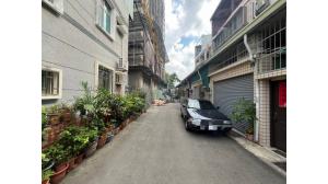 台灣房屋民權加盟店 - 安定房屋。安定港子尾車墅